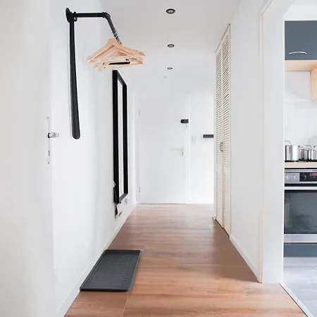 Homefy Bright And Cozy Holiday Apartment - Washer & Dryer - Free Parking Essen Extérieur photo
